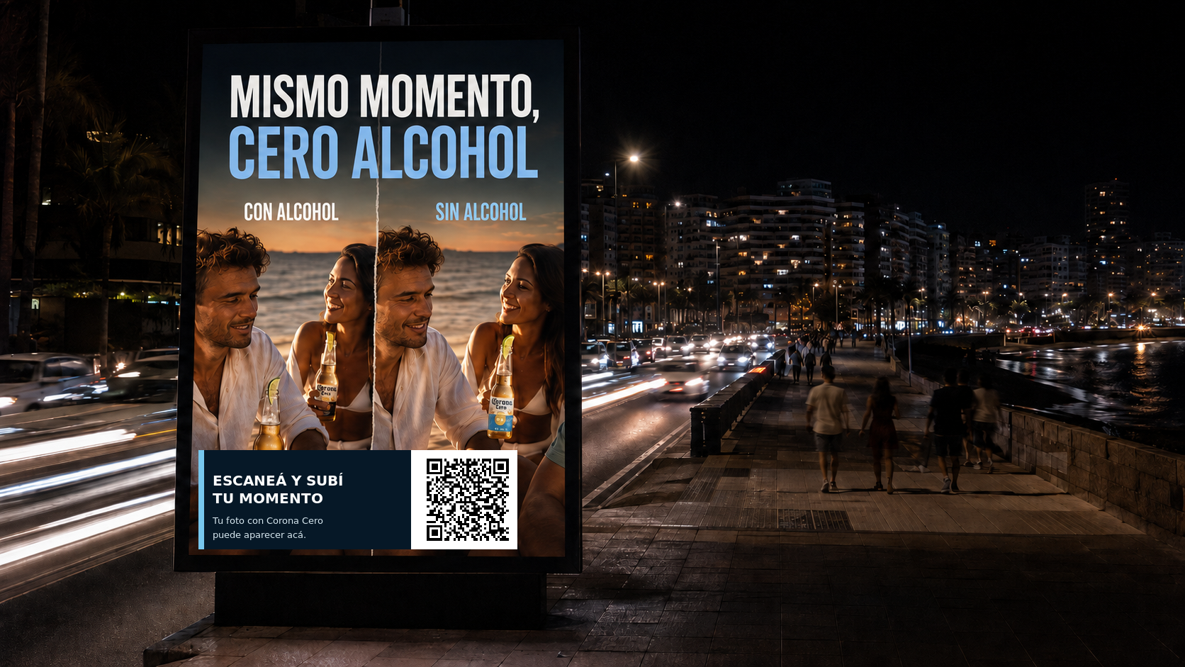 Cartel de Corona Cero en la Rambla de Montevideo de noche, con alcohol y sin alcohol y QR para participar